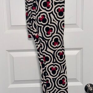 LuLaRoe Black and Pink Patterned Leggings